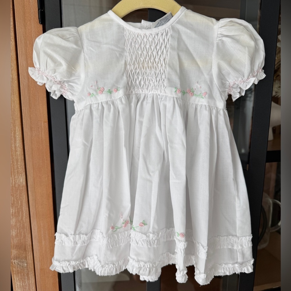 Vintage heirloom smocked dress embroidered baby girl floral puff sleeve ruffle